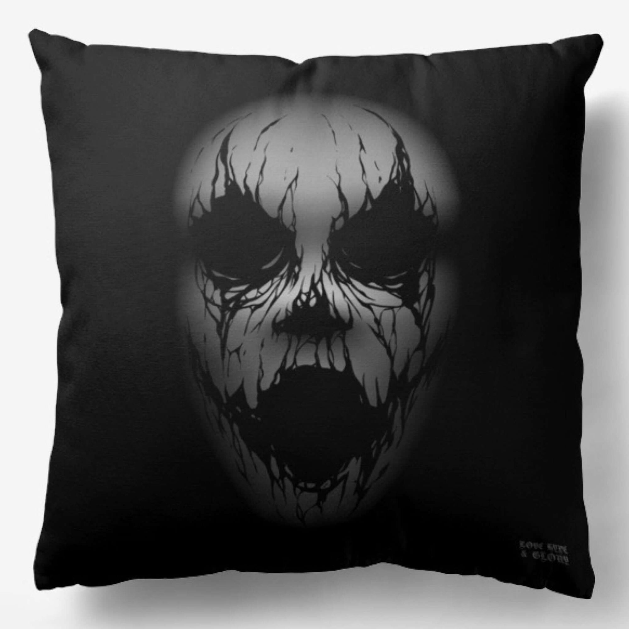 Front of Silent Scream 2-in-1 Reversible Cushion and Insert 18x18”